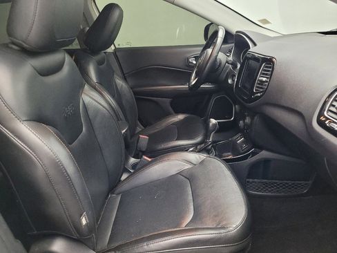 Used 2018 Jeep Compass Limited w/ Navigation Group image 21