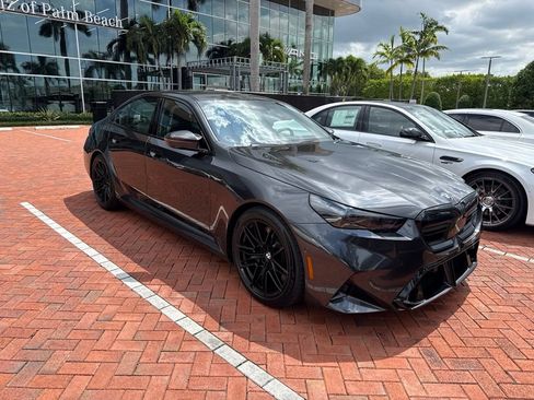 Used 2026 BMW M5 w/ Carbon Package AWD/4WD image 1