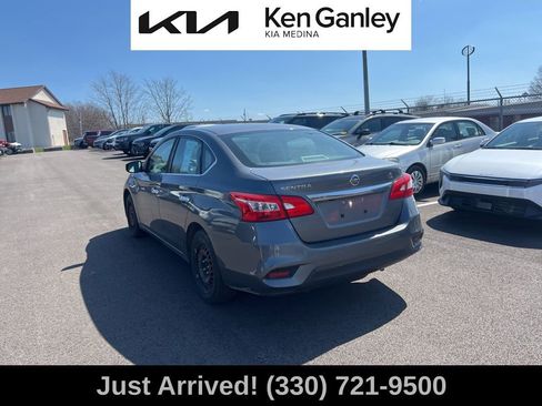 Used 2019 Nissan Sentra S image 7
