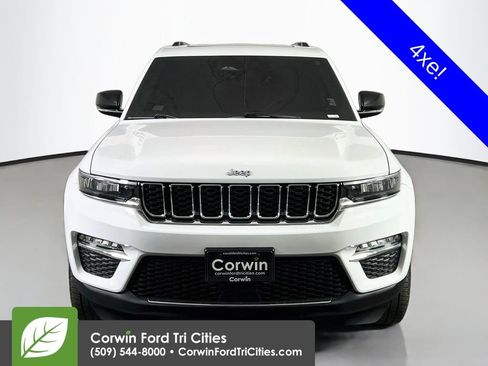 Used 2023 Jeep Grand Cherokee 4WD 4xe image 4