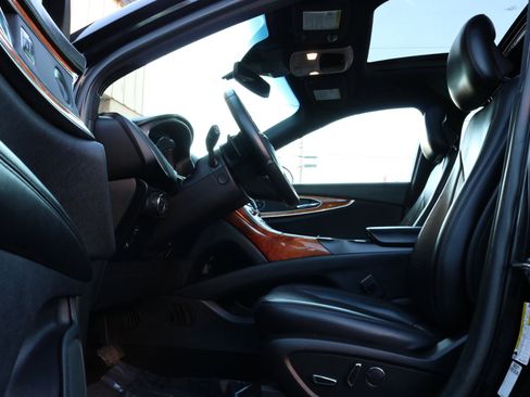 Used 2019 Lincoln Nautilus Reserve image 17