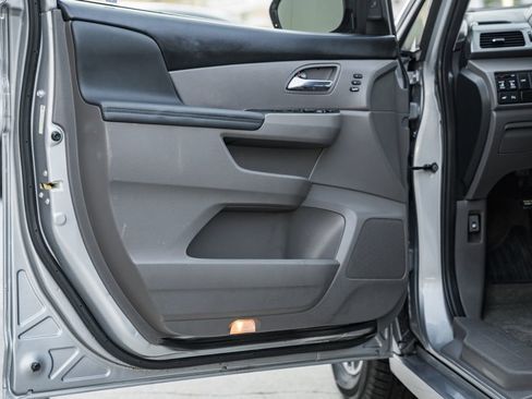 Used 2017 Honda Odyssey Touring Elite image 37