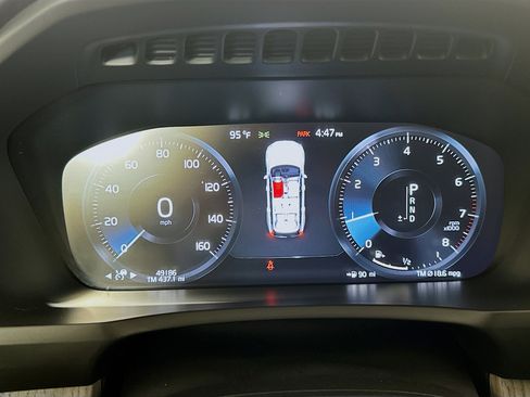 Used 2022 Volvo XC90 T6 Inscription w/ Climate Package image 19