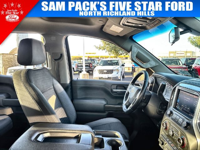 Used 2021 Chevrolet Silverado 1500 LT w/ Bed Protection Package RWD image 18