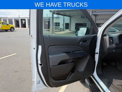 Used 2017 Chevrolet Colorado Z71 RWD image 13