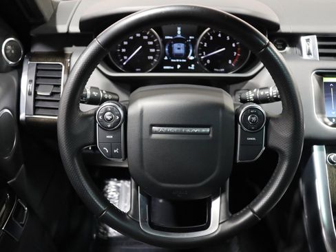 Used 2017 Land Rover Range Rover Sport SE image 52