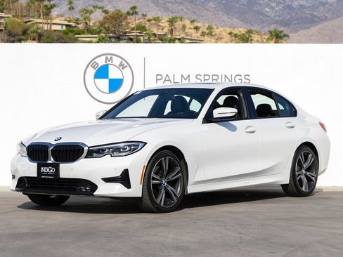 Used 2022 BMW 330i Sedan w/ Driving Assistance Package RWD image 1