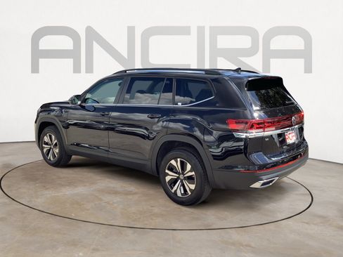 New 2026 Volkswagen Atlas SE FWD image 6