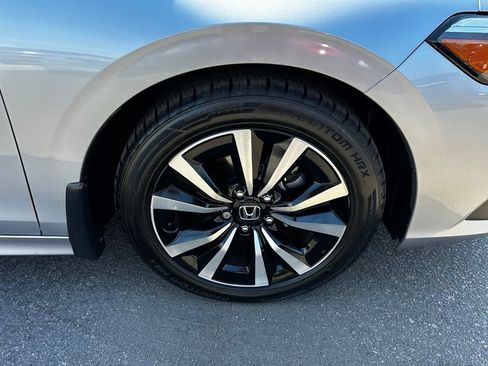 Used 2024 Honda Civic EX image 13