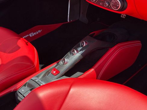 Used 2018 Ferrari 488 Spider RWD image 47