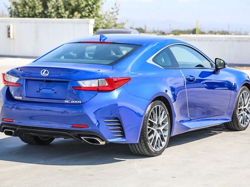 Used 2016 Lexus RC 200t RWD image 5