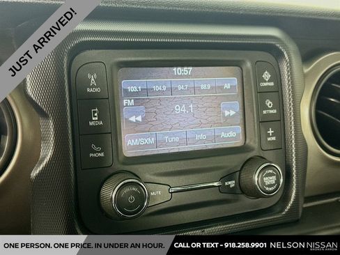 Used 2019 Jeep Wrangler Unlimited Sport AWD/4WD image 14