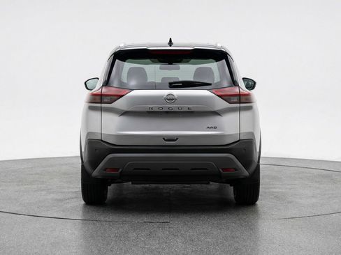 Used 2025 Nissan Rogue SV AWD/4WD image 7