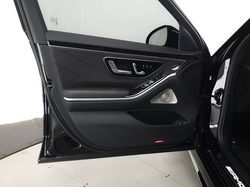Used 2025 Mercedes-Benz S 63 AMG S image 5