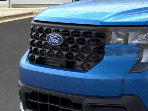 New 2025 Ford Maverick XLT w/ Equipment Group 301A image 18