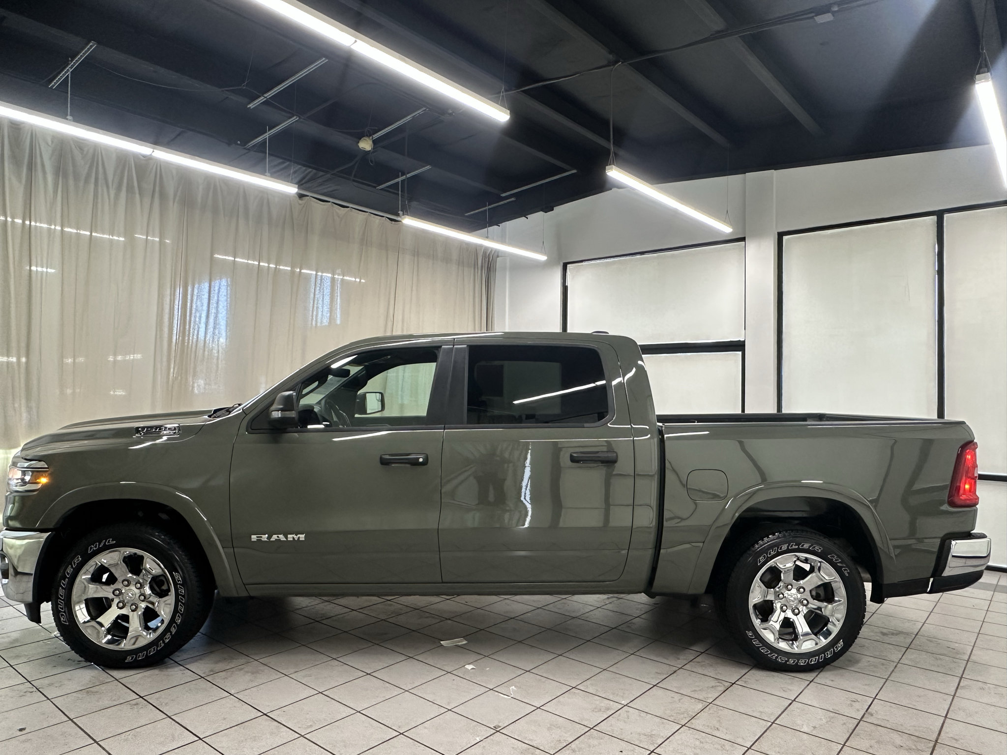 Used 2026 RAM 1500 Big Horn AWD/4WD image 10