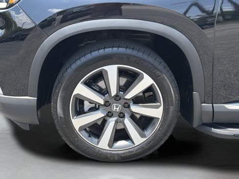 Used 2025 Honda Pilot Touring image 31