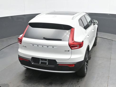 Used 2023 Volvo XC40 B5 Ultimate w/ Climate Package AWD/4WD image 31