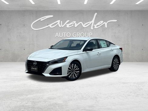 New 2026 Nissan Altima 2.5 SV FWD image 1