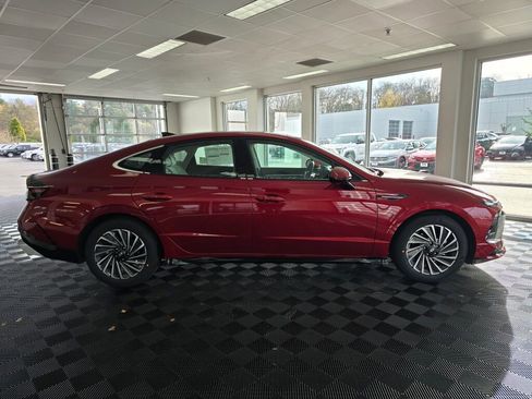 New 2026 Hyundai Sonata SEL image 3