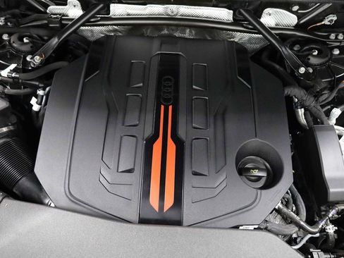 Certified 2025 Audi SQ5 Premium Plus w/ Premium Plus Package image 39