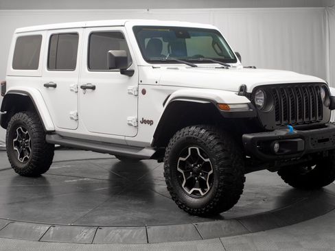 Used 2024 Jeep Wrangler Unlimited Rubicon AWD/4WD image 10