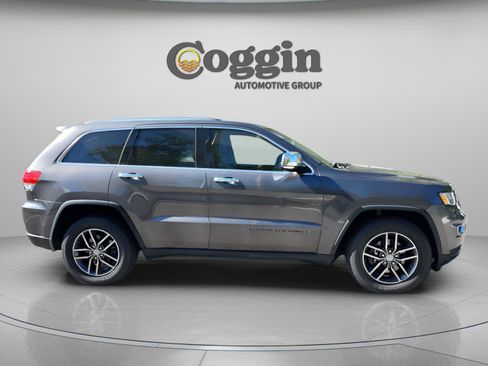 Used 2018 Jeep Grand Cherokee Limited image 6