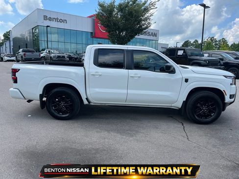 Certified 2026 Nissan Frontier SV RWD image 8