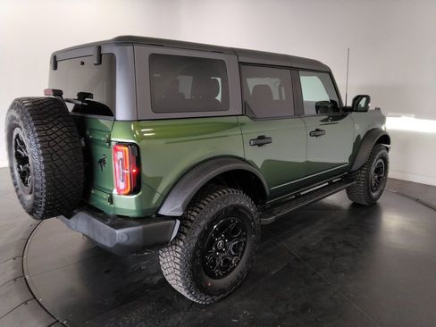 Used 2023 Ford Bronco Wildtrak image 4