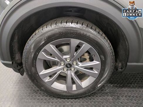 Certified 2023 Ford Explorer XLT w/ Equipment Group 202A AWD/4WD image 7
