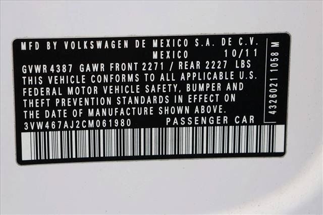 Used 2012 Volkswagen Jetta GLI FWD image 16