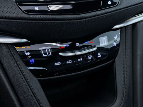 Used 2024 Cadillac XT5 Premium Luxury image 46