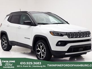 Used 2025 Jeep Compass Limited AWD/4WD video 1