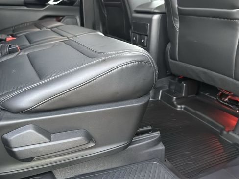 Certified 2022 Ford Explorer Platinum w/ Technology Package image 25