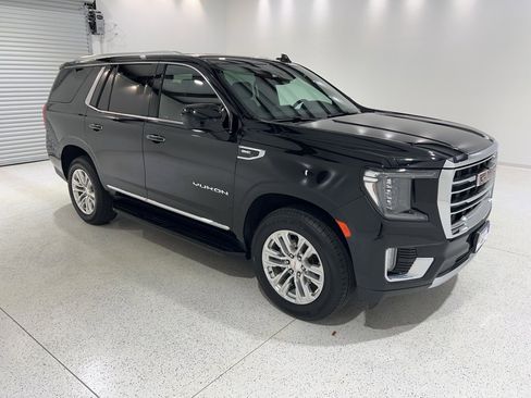 Used 2023 GMC Yukon SLT image 7