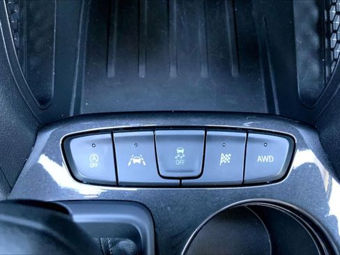 Used 2025 Chevrolet TrailBlazer LT image 35