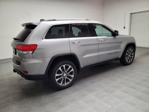 Used 2018 Jeep Grand Cherokee Limited w/ Trailer Tow Group IV image 10