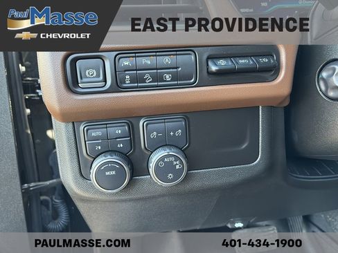 Certified 2024 Chevrolet Tahoe High Country w/ Premium Package 2 image 12