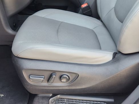 Used 2022 Toyota Sienna Limited AWD/4WD image 22