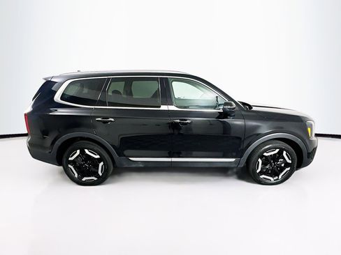 Used 2025 Kia Telluride S FWD image 10