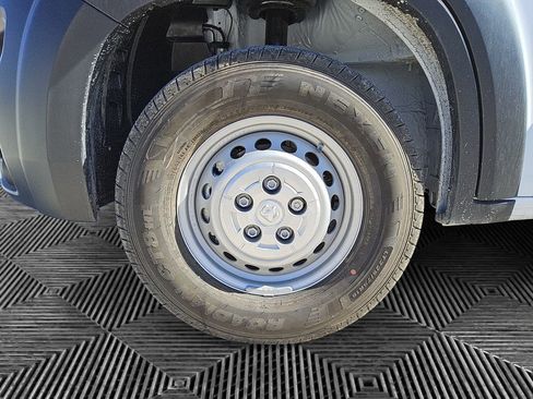 New 2026 RAM ProMaster 2500 w/ Convenience Group image 15