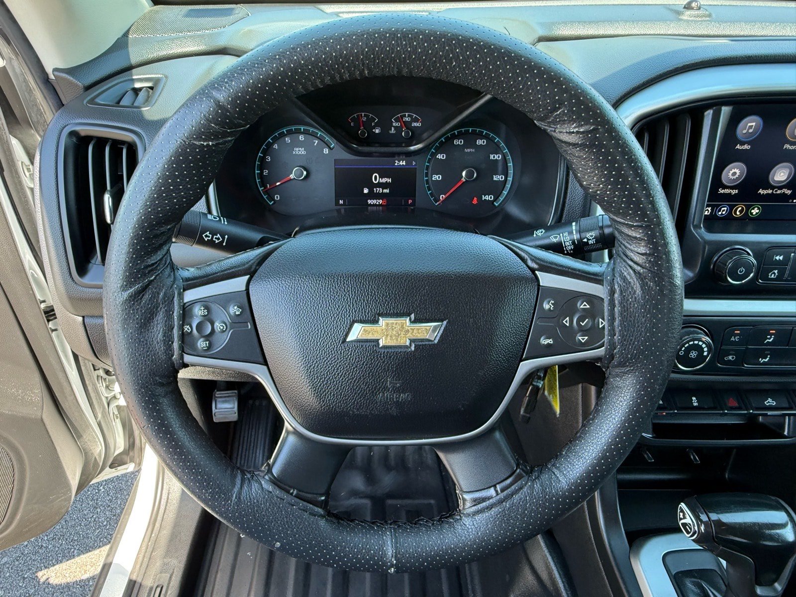 Used 2020 Chevrolet Colorado LT w/ Safety Package RWD image 14
