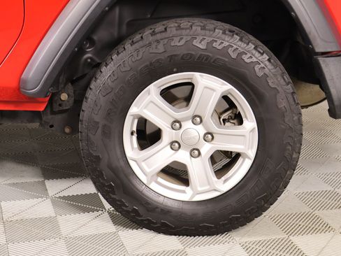 Used 2020 Jeep Wrangler Sport AWD/4WD image 16