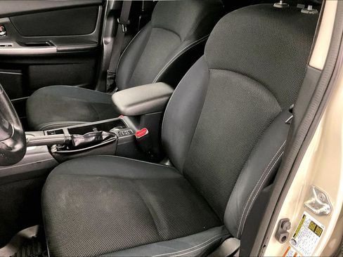 Used 2015 Subaru Crosstrek 2.0i Premium image 17