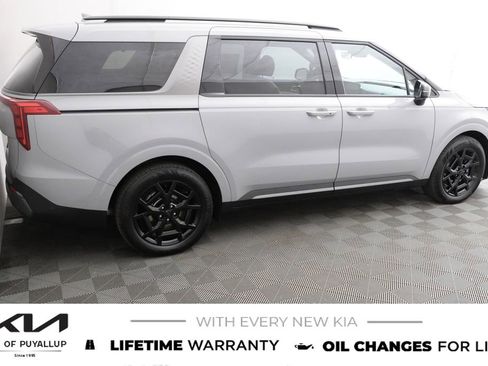 New 2026 Kia Carnival SX FWD image 4