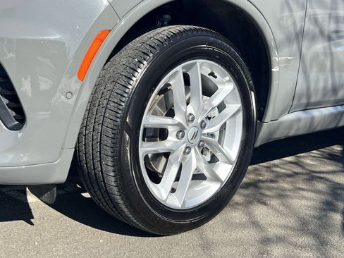 Used 2025 Dodge Durango GT image 8