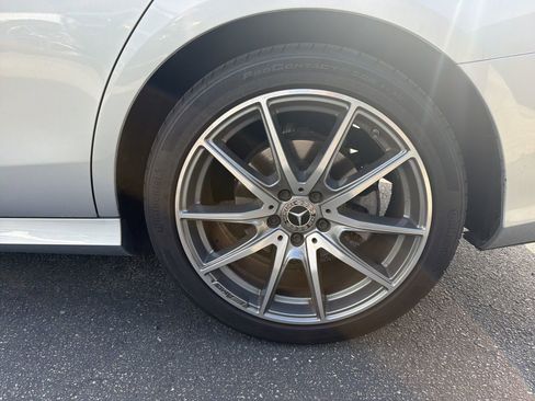 Certified 2022 Mercedes-Benz E 350 Sedan image 5