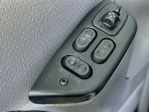 Used 1994 Ford Bronco Eddie Bauer AWD/4WD image 18