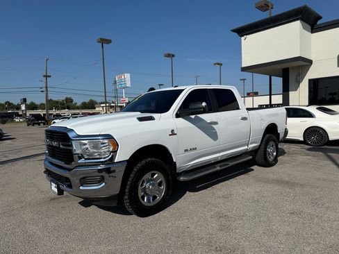 Used 2019 RAM 2500 Big Horn image 2