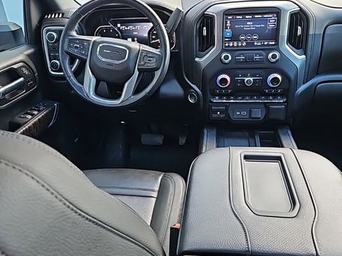 Used 2022 GMC Sierra 3500 Denali w/ Denali Ultimate Package image 25